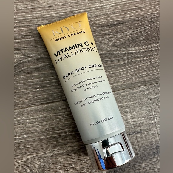 Kiyo Vitamin C+ Hyaluronic Dark Spot Cream NEW - Picture 1 of 3